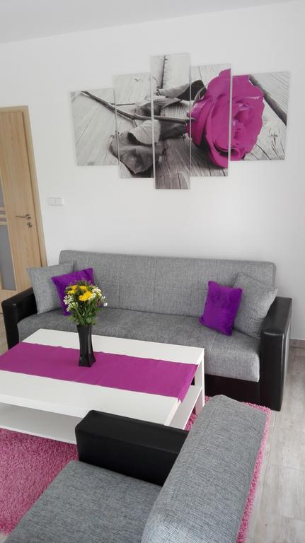 Apartmany Na Rozcesti Lomnice nad Popelkou Екстериор снимка