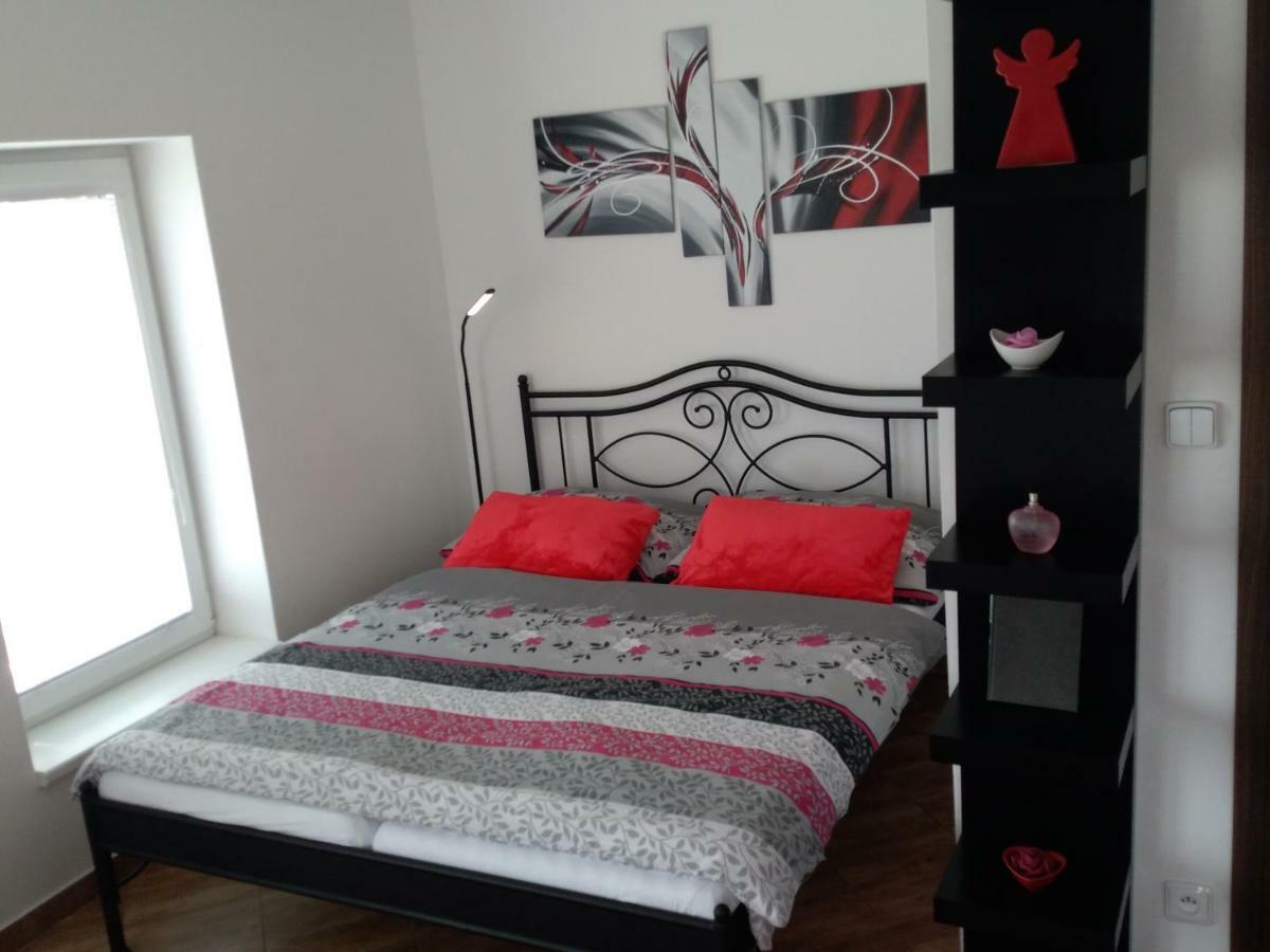 Apartmany Na Rozcesti Lomnice nad Popelkou Екстериор снимка