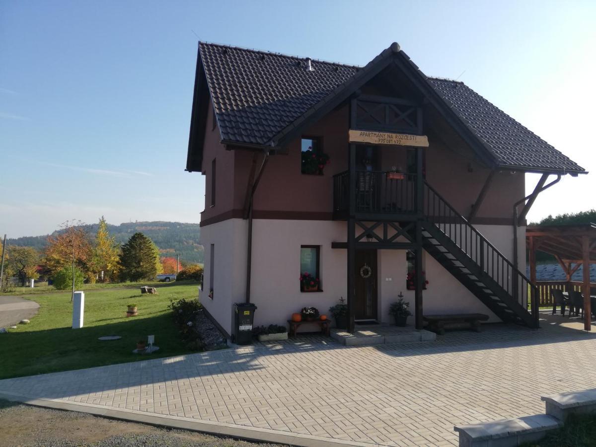 Apartmany Na Rozcesti Lomnice nad Popelkou Екстериор снимка