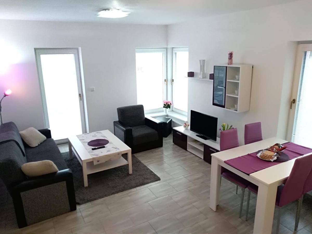Apartmany Na Rozcesti Lomnice nad Popelkou Екстериор снимка